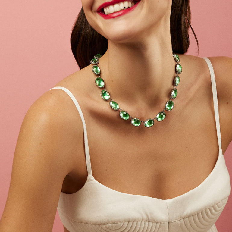 alt-lily-riviere-model-grass-black-rhodium