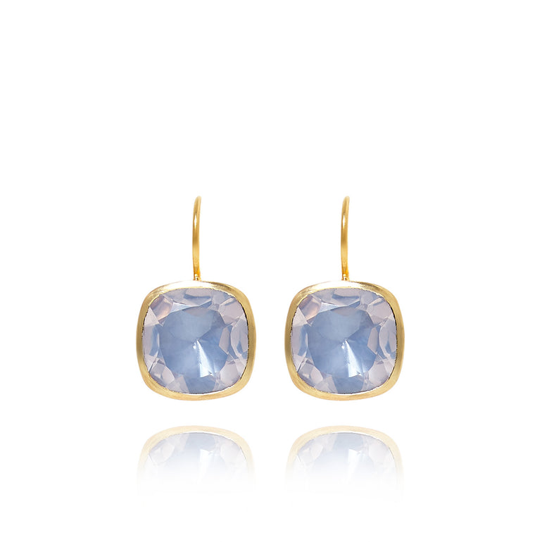 alt_Luzia_button_earrings_lmq_14k_gold_front img-lifestyle