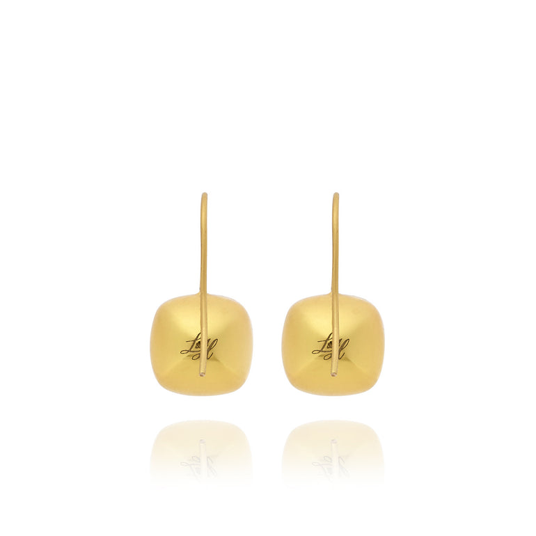 alt-luzia-button-earrings-citrine-gold-back img-lifestyle