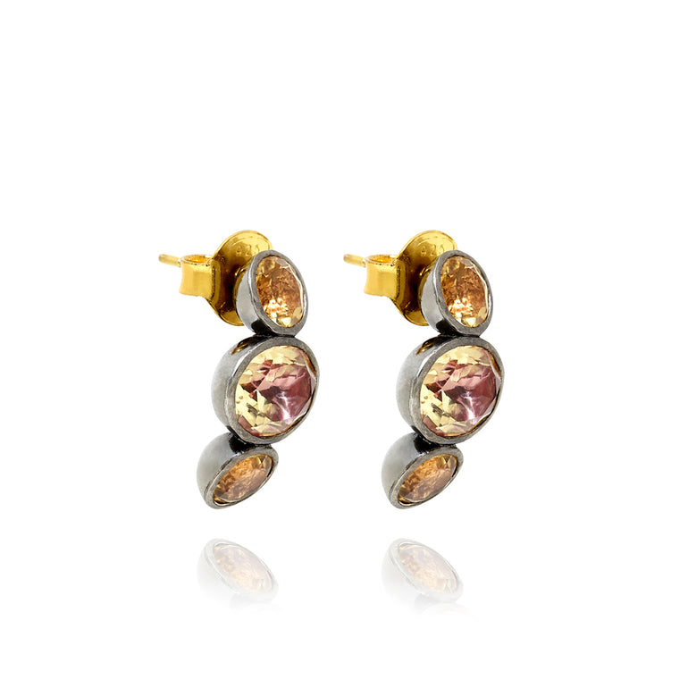 alt-luzia-demi-hoop-earrings-citrine-side img-lifestyle