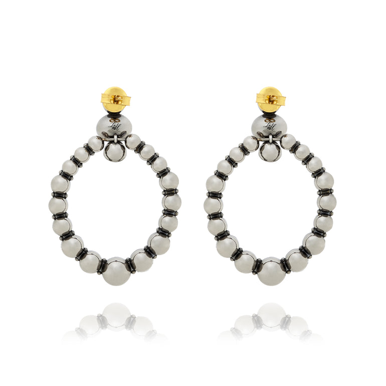 alt-luzia-door-knocker-earrings-lmq-back img-lifestyle