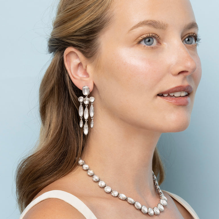 alt-L&HBride-long-girandole-earrings-veil-white-rhodium-model